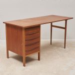 1625 3105 WRITING DESK